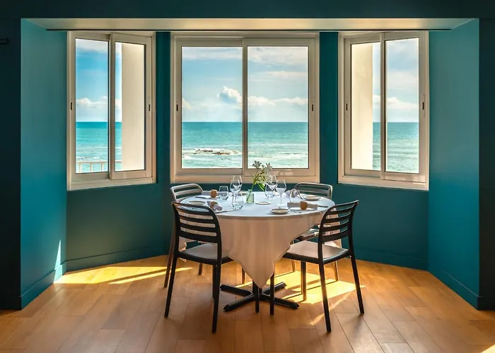 La Saint Jean Hotel 2*