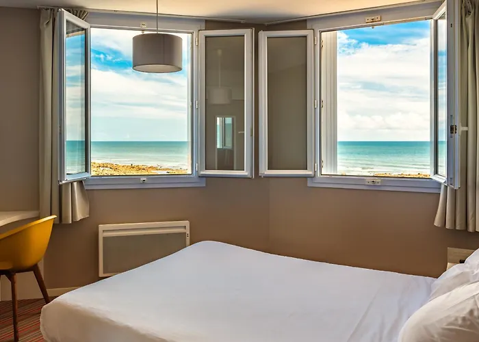 Hotel La Saint Jean Les Sables-dʼOlonne